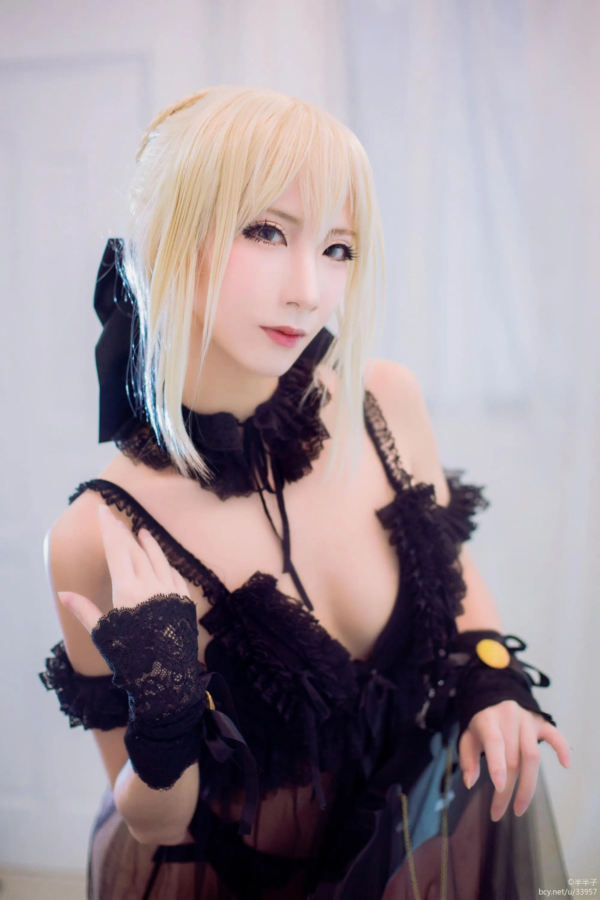 半半子 – NO.40 黑化Saber [15P]插图7